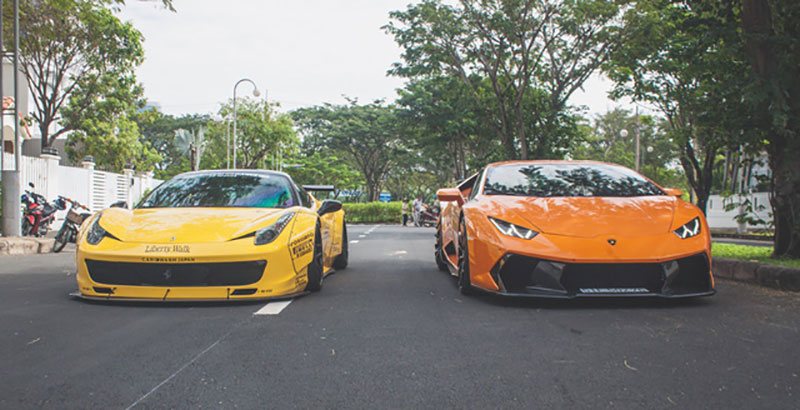 Dàn siêu xe Sài Gòn đổ ra đường dịp Giáng sinh